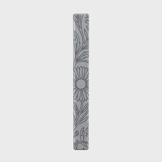 September Aster necklace in stainless steel, 360 rotation video