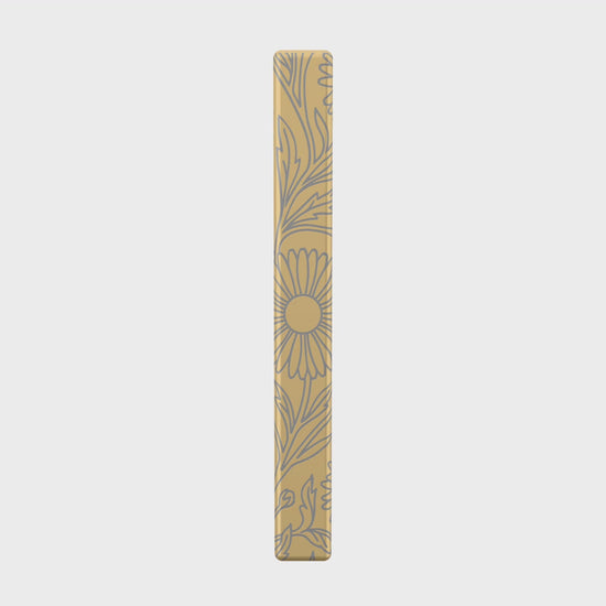 September Aster necklace in 14K gold plated, 360 rotation video